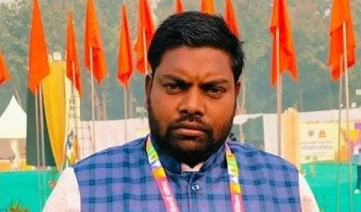 चुटूपालू घाटी में बढ़ती सड़क दुर्घटनाओं का पीएचडी छात्र गौतम महतो ने की अध्ययन, दी सलाह