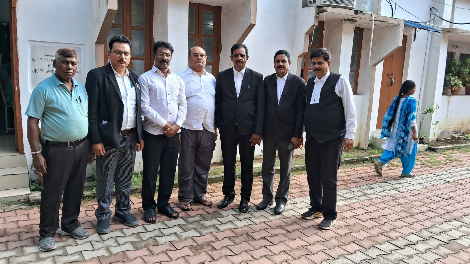 चुनाव आचार संहिता से जुड़े प्रकरण में पूर्व जिला अध्यक्ष टुन्नू गोप एवं पूर्व महामंत्री अनिल मिश्रा बरी