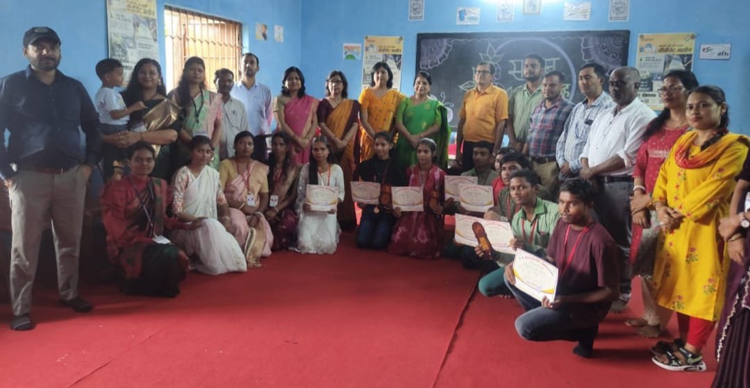 श्री नारायण उच्च विद्यालय में प्रतिभा सम्मान समारोह का हुआ आयोजन