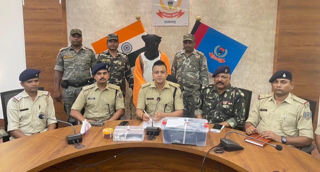 रामगढ़ पुलिस ने कोढा गैंग के एक सदस्य को गिरफ्तार किया