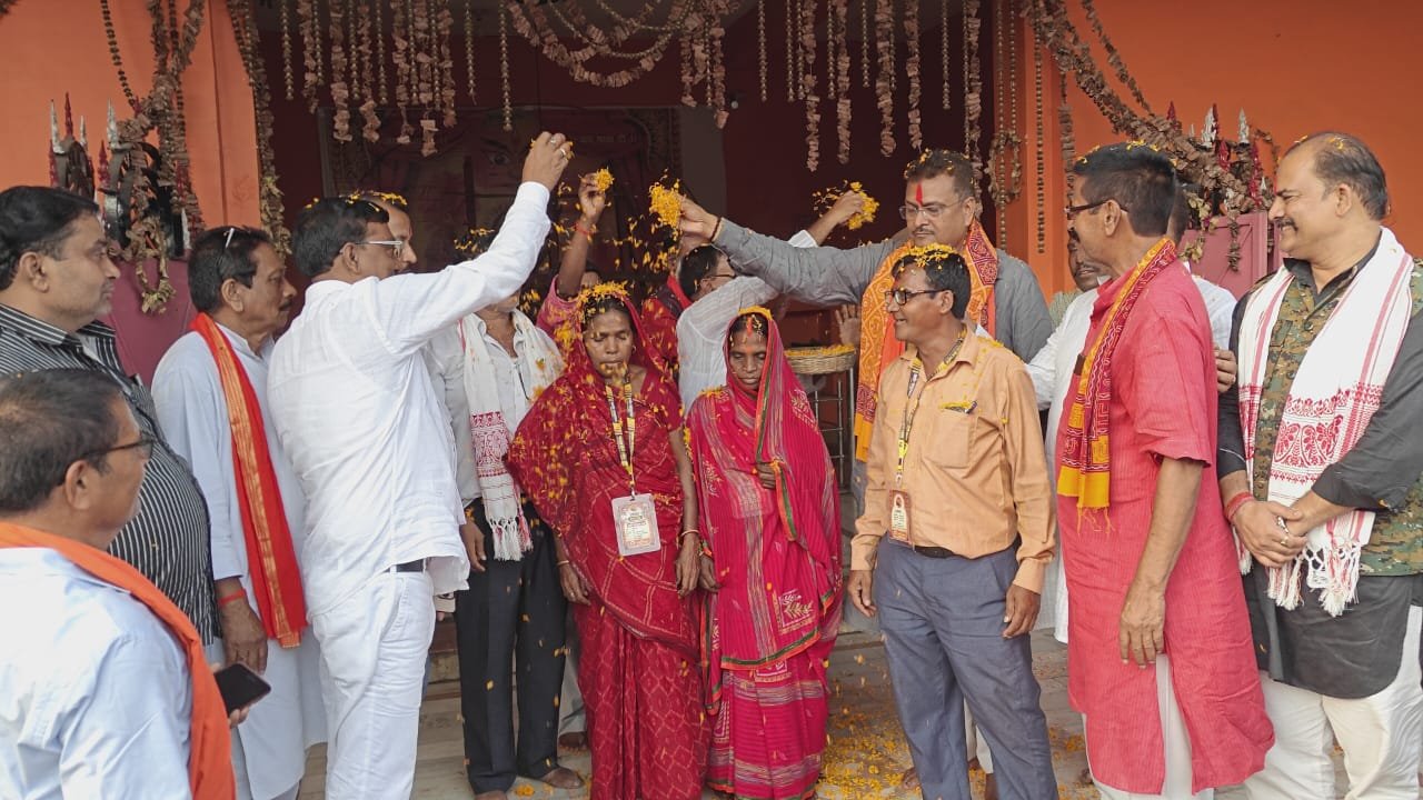 सांसद तीर्थ दर्शन महाअभियान पहुंचा रामगढ़