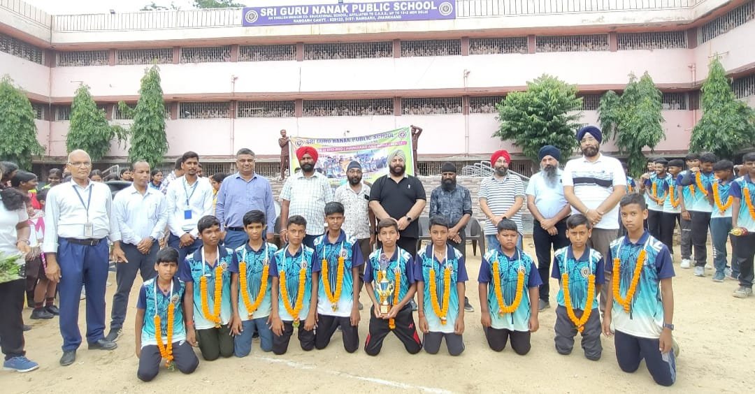 एसजीएनपीएस खो-खो चैम्प्स ने सीबीएसई क्लस्टर III में रोमांचक जीत के साथ रचा इतिहास
