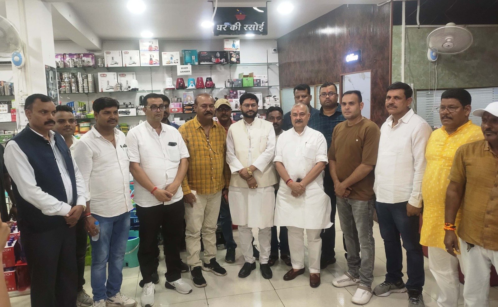 पूर्व सांसद सुशील सिंह का हुआ भव्य स्वागत