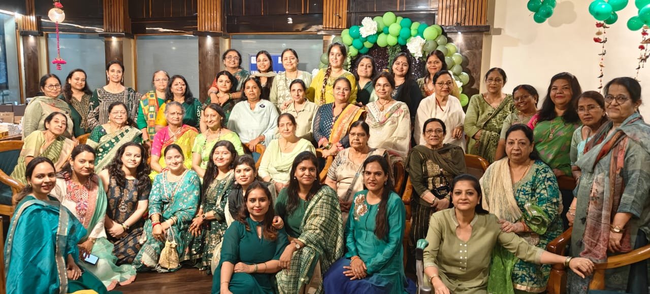 इनरव्हील क्लब ने सावन मिलन समारोह एवं फ्रेंडशिप डे का आयोजन किया