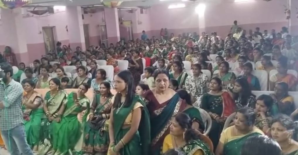 साहू भवन में धूमधाम से मनाया गया सावन महोत्सव