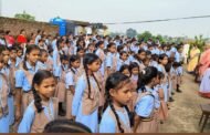 ज्ञान मन्दिर विद्यालय में जननायक गुरुजी को श्रद्धांजलि दी गई