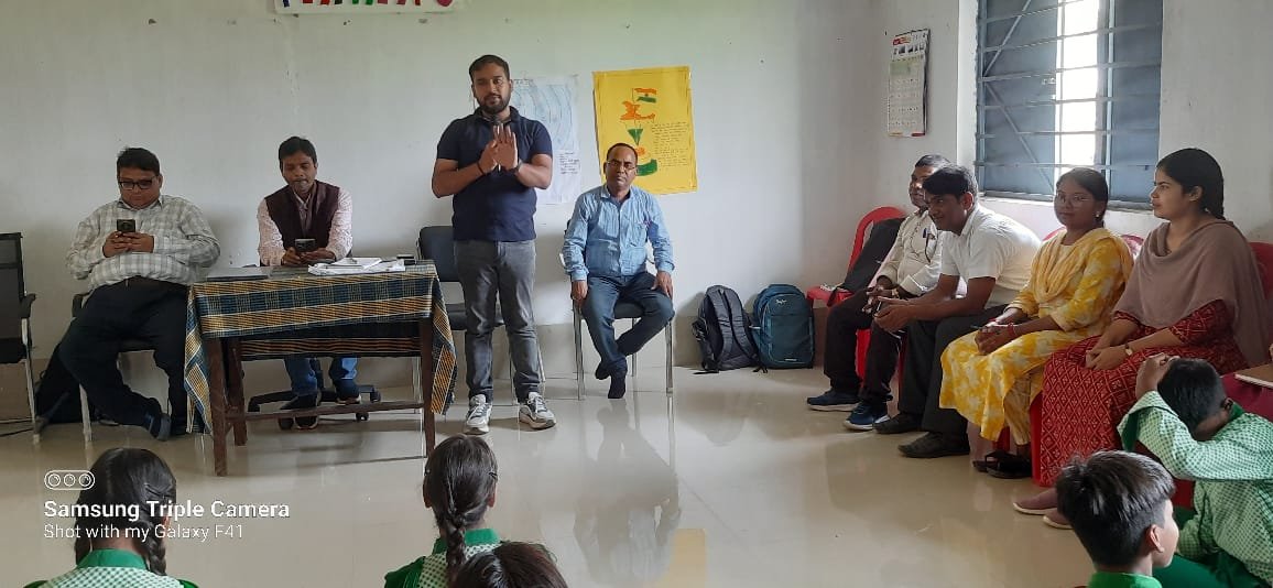 स्टेम और करियर की ओर से एसएस प्लस टू हाई स्कूल पतरातू में किया गया करियर काउंसलिंग का आयोजन