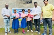 रोटरी रामगढ़ सिटी द्वारा डीयू मिशन प्राइमरी स्कूल में छाता वितरण कार्यक्रम आयोजित