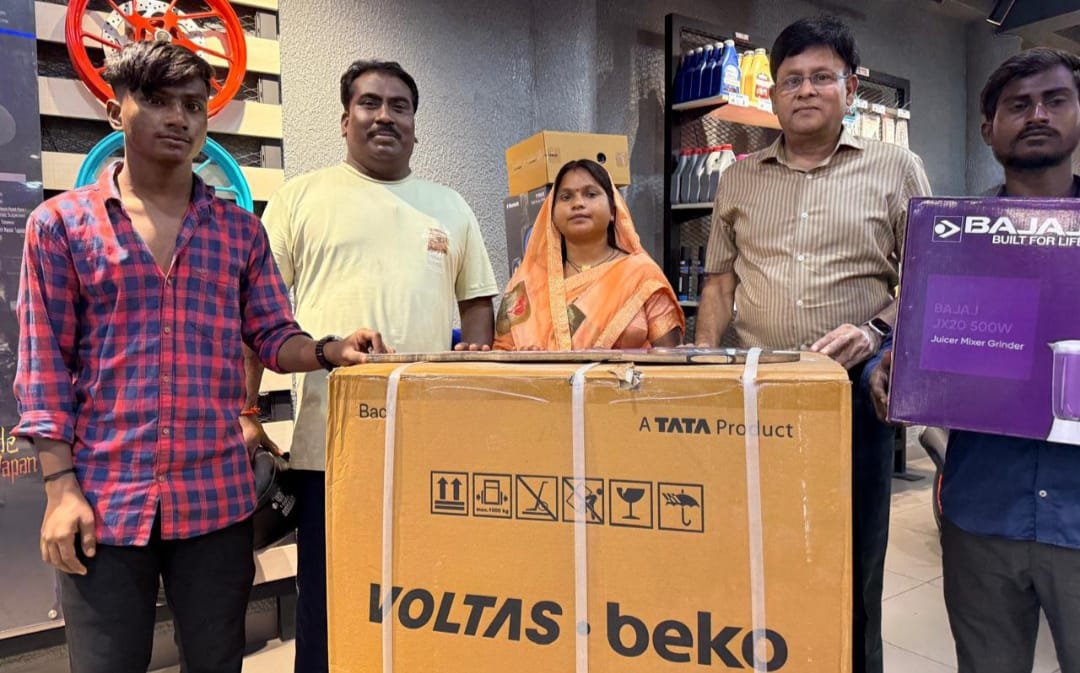 यामाहा धमाका स्कीम” में भाग्यशाली विजेताओं को मिले बम्पर उपहार