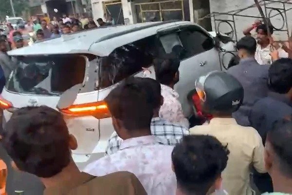 हरमू रोड स्थित भाजपा कार्यालय के पास हुए सड़क दुर्घटना,तीन की मौत