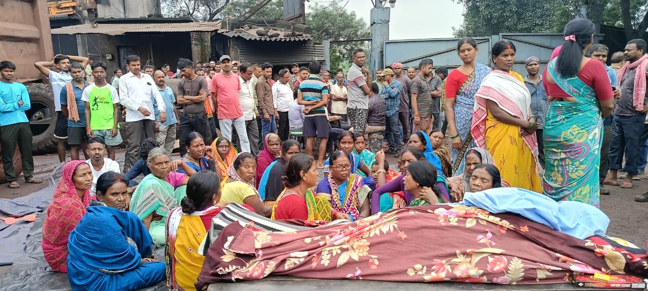 भदानीनगर वैंकटेश आयरन फैक्ट्री में काम करने के दौरान मजदूर की मौत