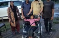 लघु उद्योग भारती ने दिव्यांग बालिका को दिया व्हील चेयर