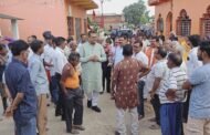 चुरचू के जरबा पहुंचे सांसद मनीष जायसवाल, तपती धूप में ग्रामीणों संग गांव का किया भ्रमण, सुनी लोगों की समस्याएं