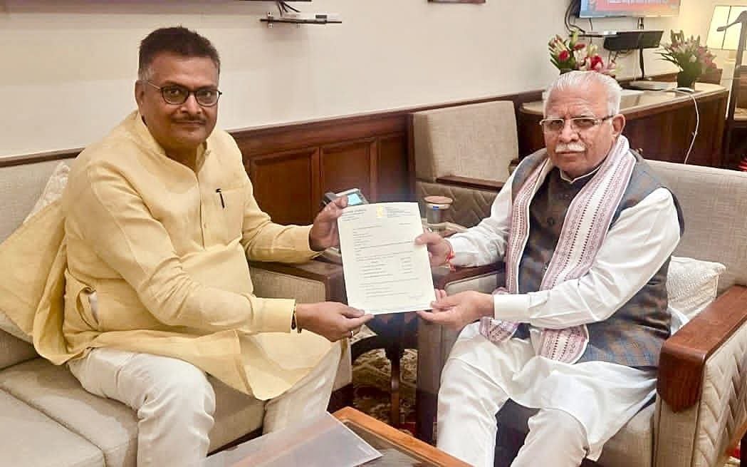सांसद मनीष जायसवाल ने केंद्रीय ऊर्जा मंत्री से की मुलाकात