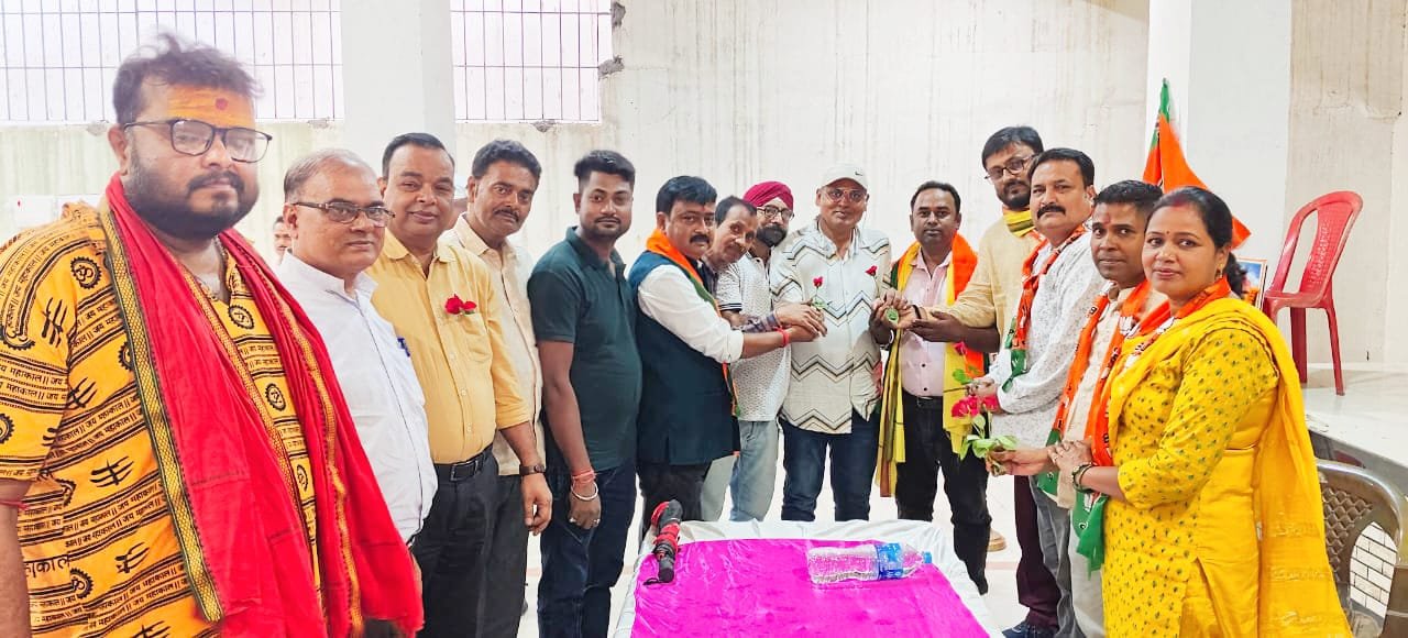 कैंट मंडल पदाधिकारियों ने सत्यजीत का किया स्वागत
