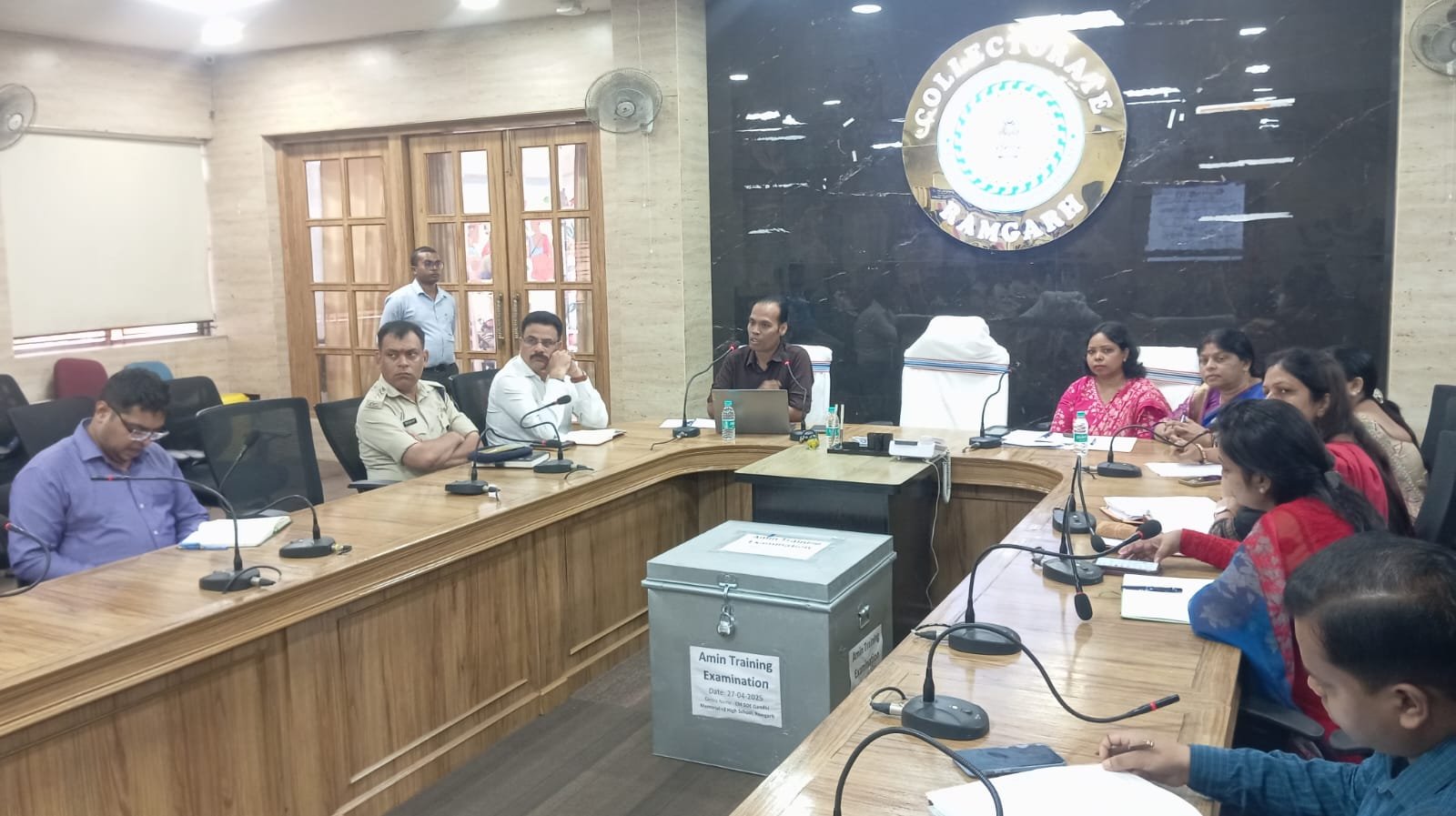 एनडीएमए टीम ने रामगढ़ में की आपदा प्रबंधन की समीक्षा बैठक