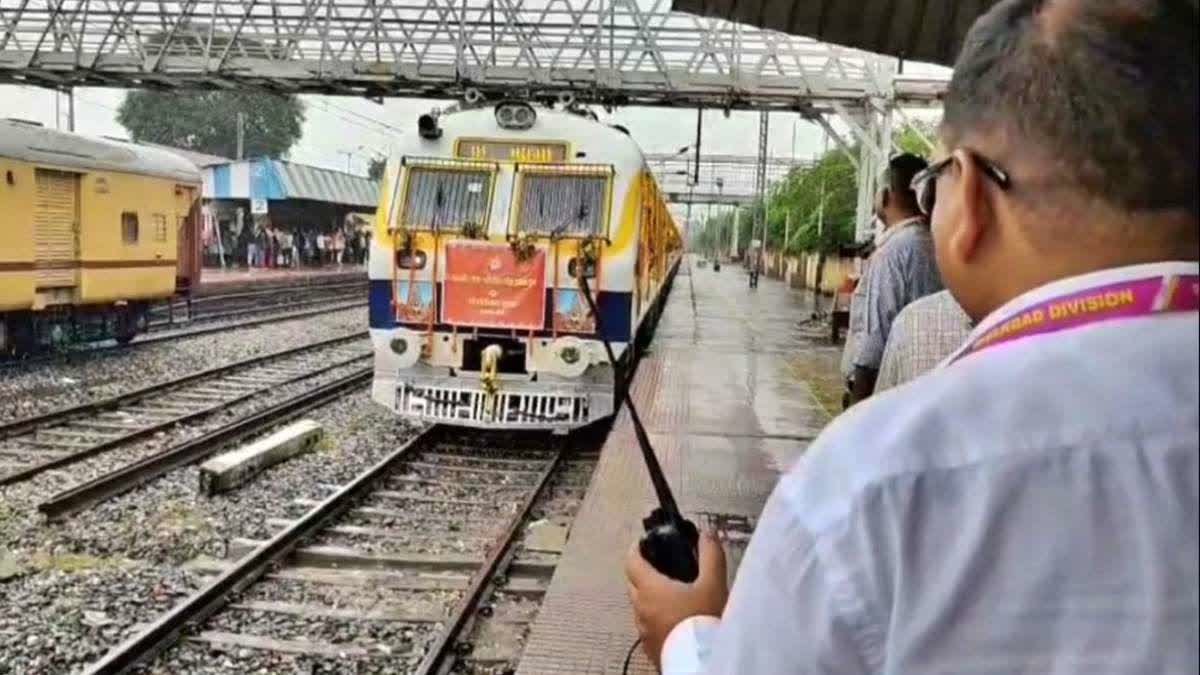 कोडरमा को मिली नई ट्रेन की सौगात