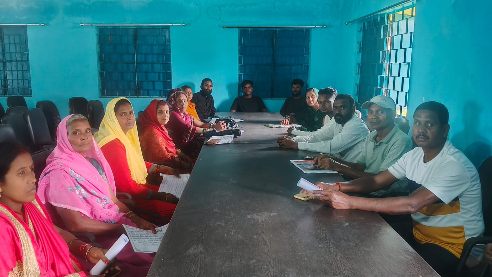 पंचायत भवन मे वन प्रबंधन एवं सरक्षण समिति की बैठक