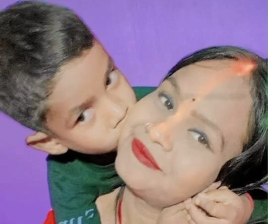 तीज मनाने आ रही मां बेटे की सड़क दुघर्टना में मौत