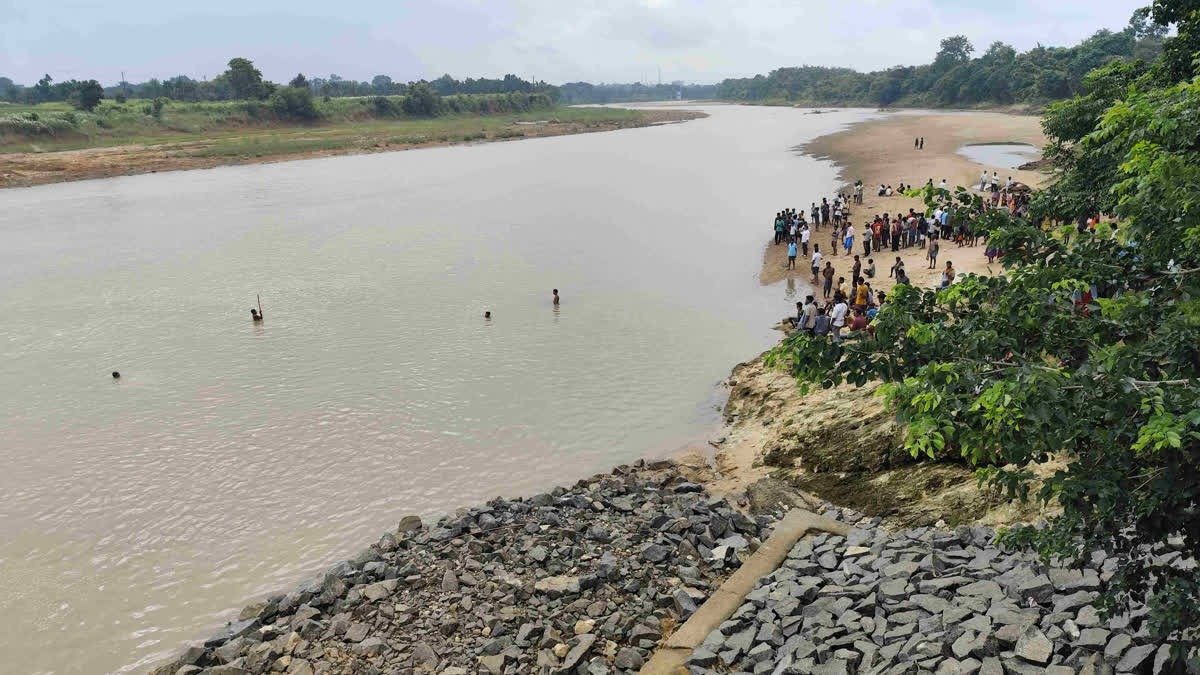 मयूराक्षी नदी में नहाने गए चार छात्र डूबे,सभी के शव बरामद