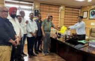 रामगढ़ चैंबर ऑफ़ कॉमर्स एंड इंडस्ट्रीज का एक प्रतिनिधिमंडल उपायुक्त से मिला