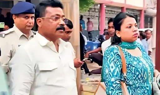 पूर्व मंत्री एनोस एक्का और उनकी पत्नी सहित 9 को सात साल की सजा