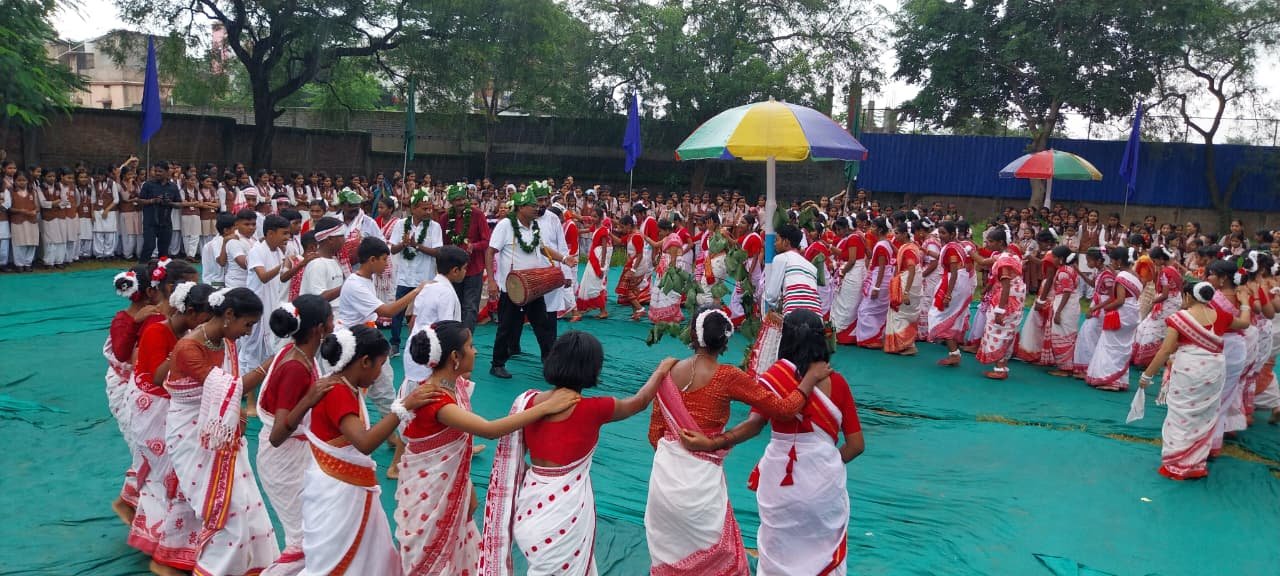 श्री अग्रसेन स्कूल, भुरकुंडा में मना करमा महोत्सव
