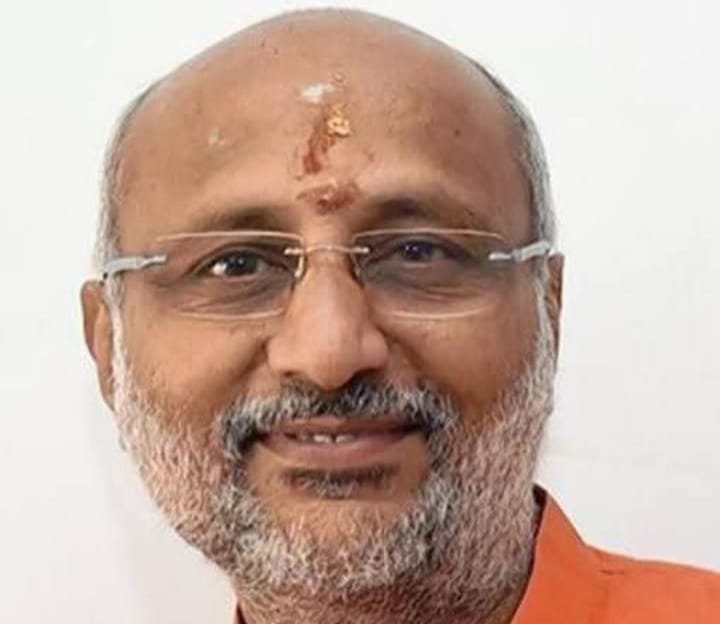 देश के 15वें उपराष्ट्रपति बने सी पी राधाकृष्णन, 452 वोट मिले