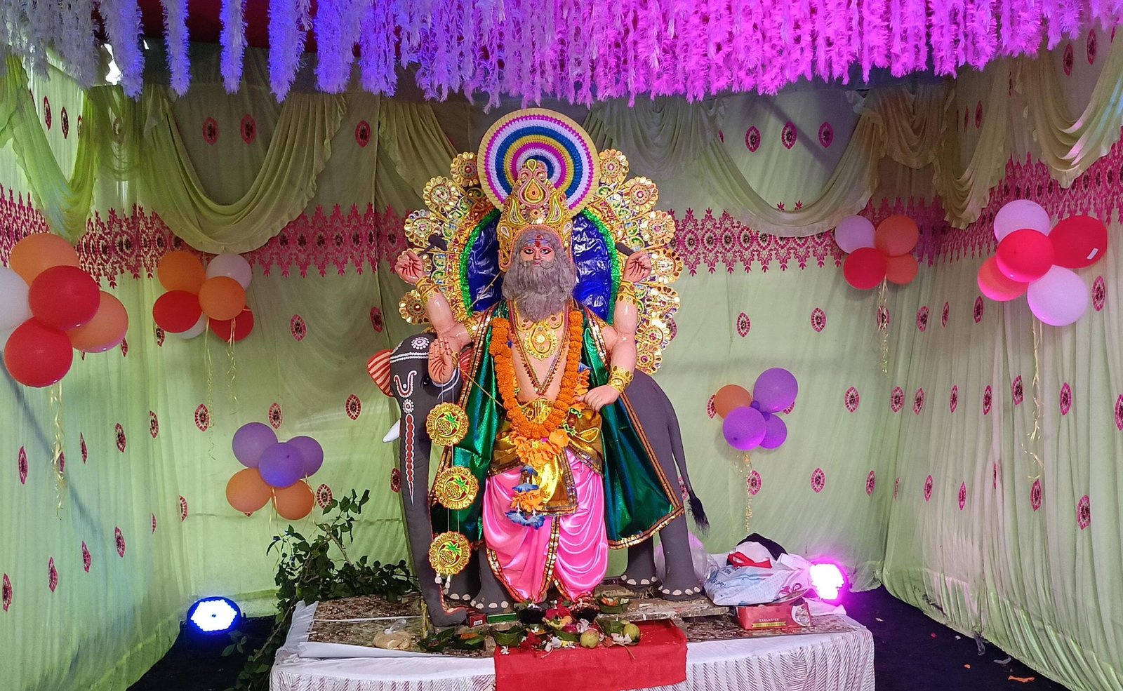 कोयलांचल में धूमधाम से मनाया गया विश्वकर्मा पूजा