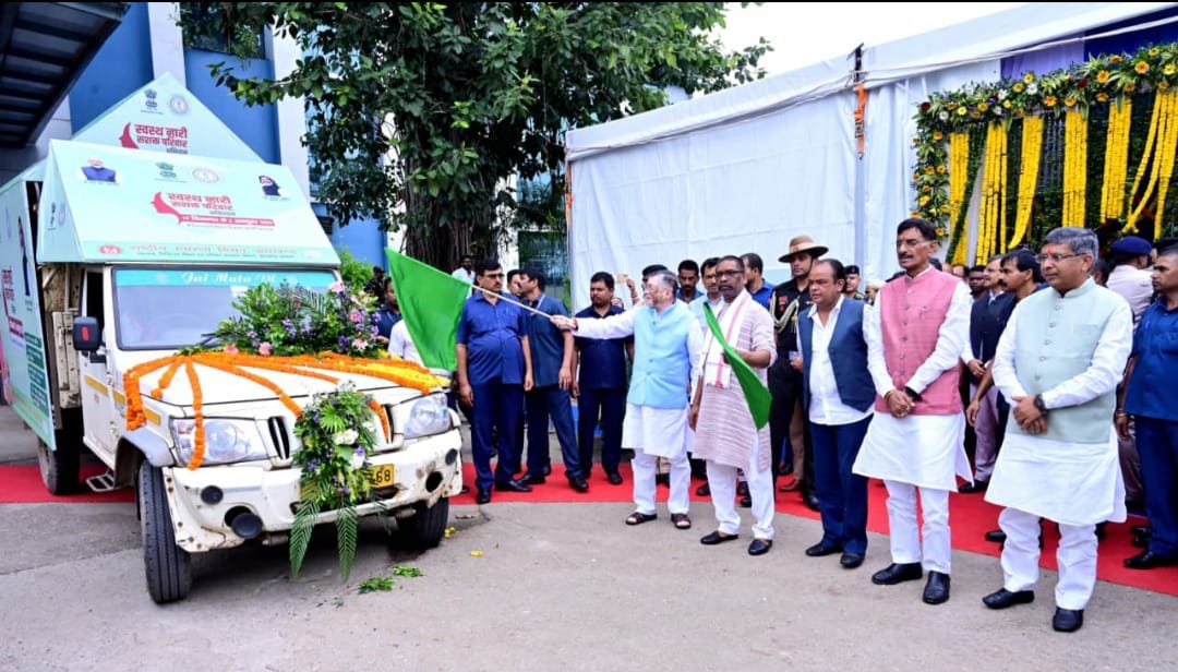 “स्वस्थ नारी, सशक्त परिवार” अभियान का राज्य स्तरीय शुभारंभ कार्यक्रम में सम्मिलित हुए राज्यपाल एवं मुख्यमंत्री