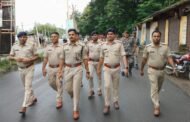 दुर्गा पूजा को लेकर बरकाकाना पुलिस ने किया फ्लैग मार्च