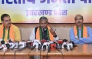 झारखंड के बालू घाटों को पूरी तरह माफियाओं, दलालों को सौंपना चाहती है हेमंत सरकार:बाबूलाल मरांडी