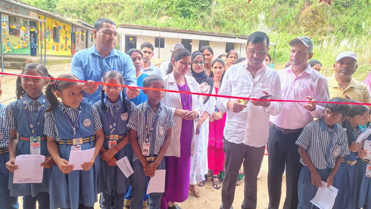 वारिस पब्लिक स्कूल में स्वास्थ्य शिविर का हुआ आयोजन