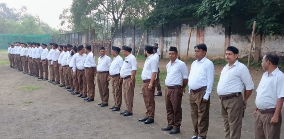 रामगढ़ शहर में आरएसएस के स्वयंसेवकों ने पथ संचलन किया