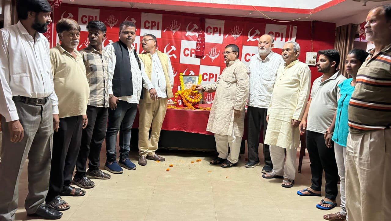 शहीदे आजम सरदार भगत सिंह के विचारों से नौजवानों को प्रेरणा लेना चाहिए