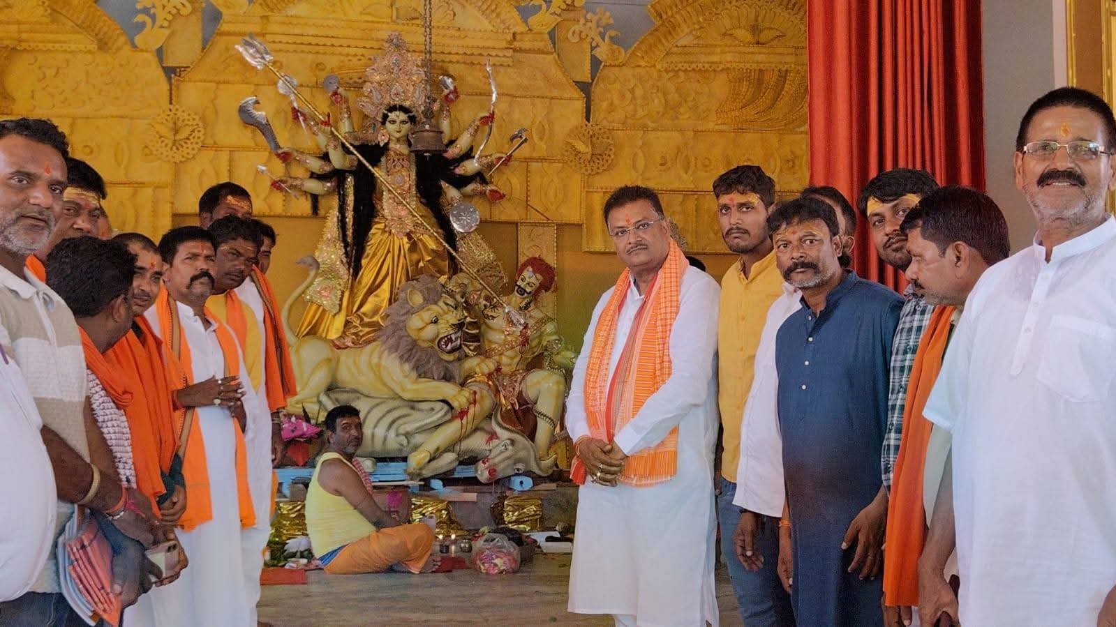 सांसद मनीष जायसवाल ने माँ कात्यायनी की पूजा कर की क्षेत्रवासियों के सुख-समृद्धि की कामना