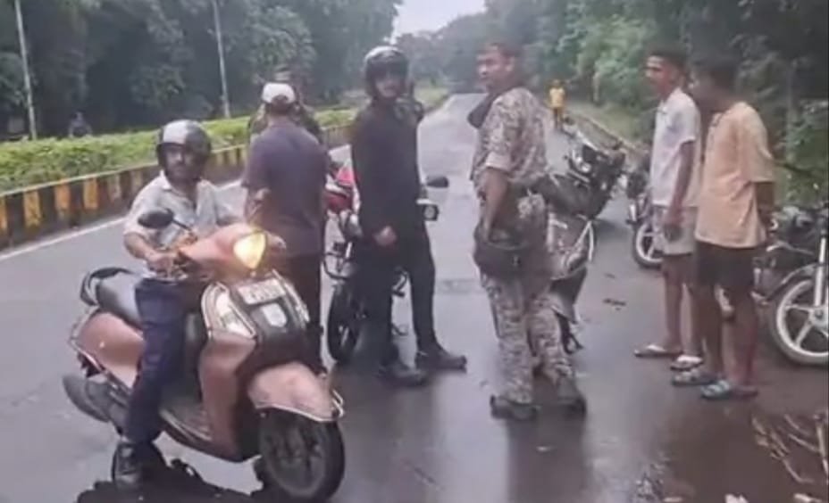 जमशेदपुर में फुटबॉल खिलाड़ी से चेन छीनी