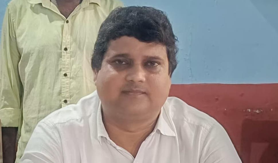 आरएसएस के नाम सिक्का जारी करना देश के स्वतंत्रता सेनानियों का अपमान