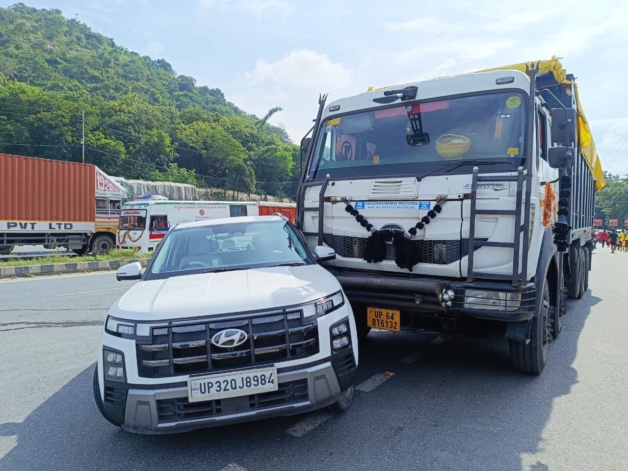 रामगढ़ रांची मार्ग पर कांकेबार में फिर एक बार सड़क दुर्घटना,एक की मौत,सड़क जाम