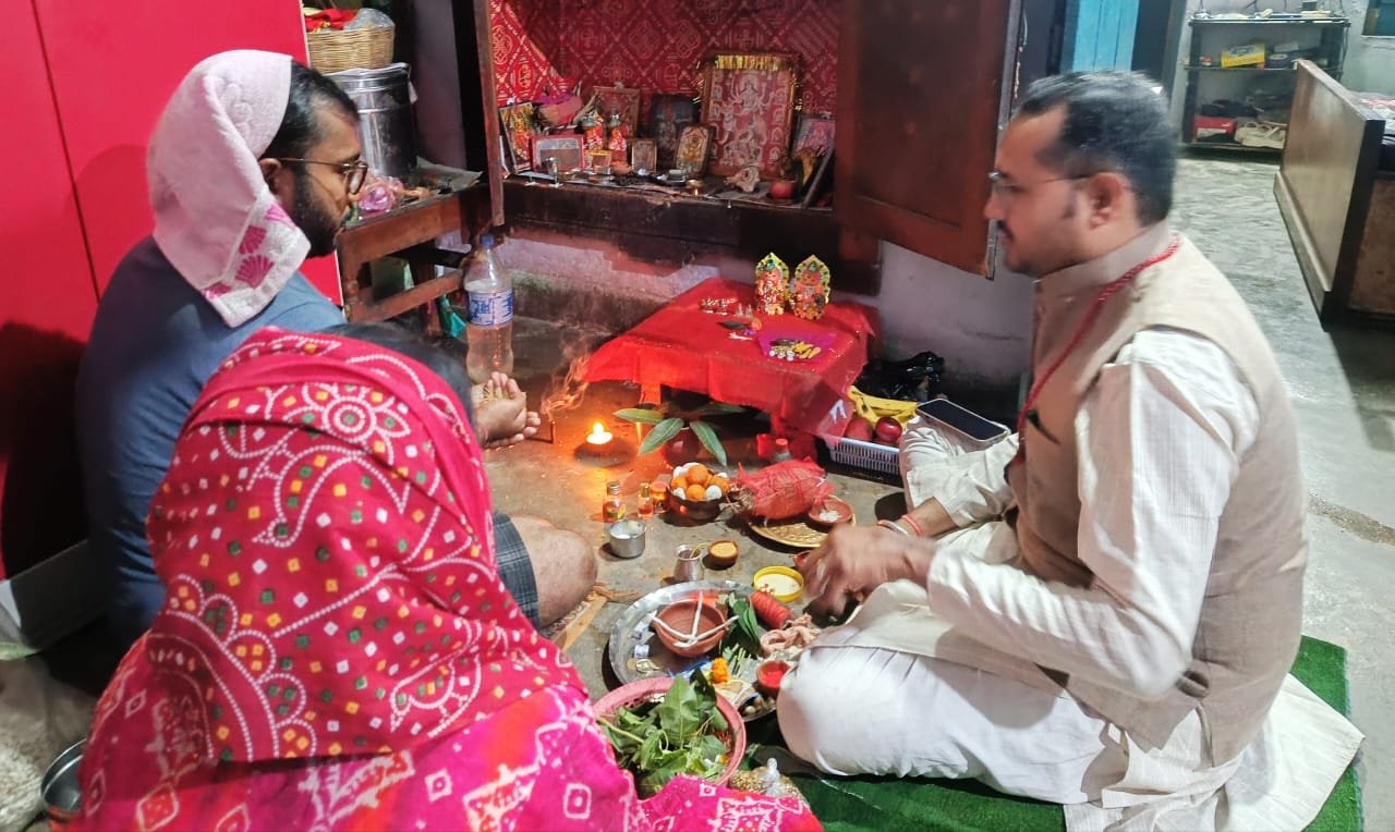 रामगढ़ में धूमधाम से दीपोत्सव और दीपावली मनाया गया