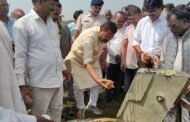 सांसद ने कई गांवों के ग्रामीणों संग हजारीबाग के गुडवा मुक्तिधाम परिसर में किया माँ काली मंदिर का भूमि पूजन