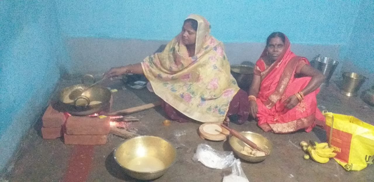 कोयलांचल में व्रतियों ने किया खरना,भगवान सूर्य को कल देंगे पहला अर्घ्य