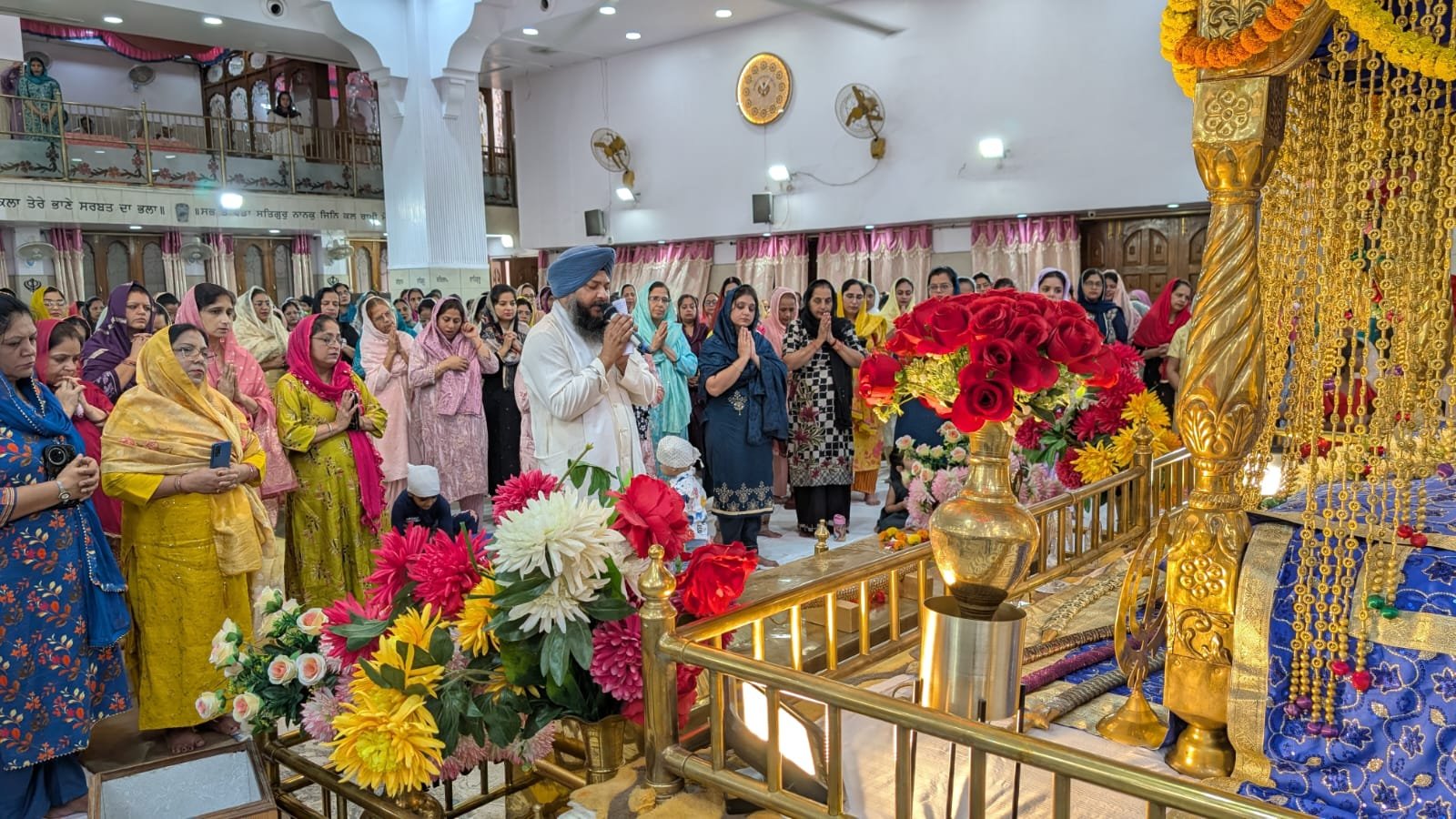 श्रीगुरु रामदास जी के प्रकाश पर्व पर सजा विशेष दीवान