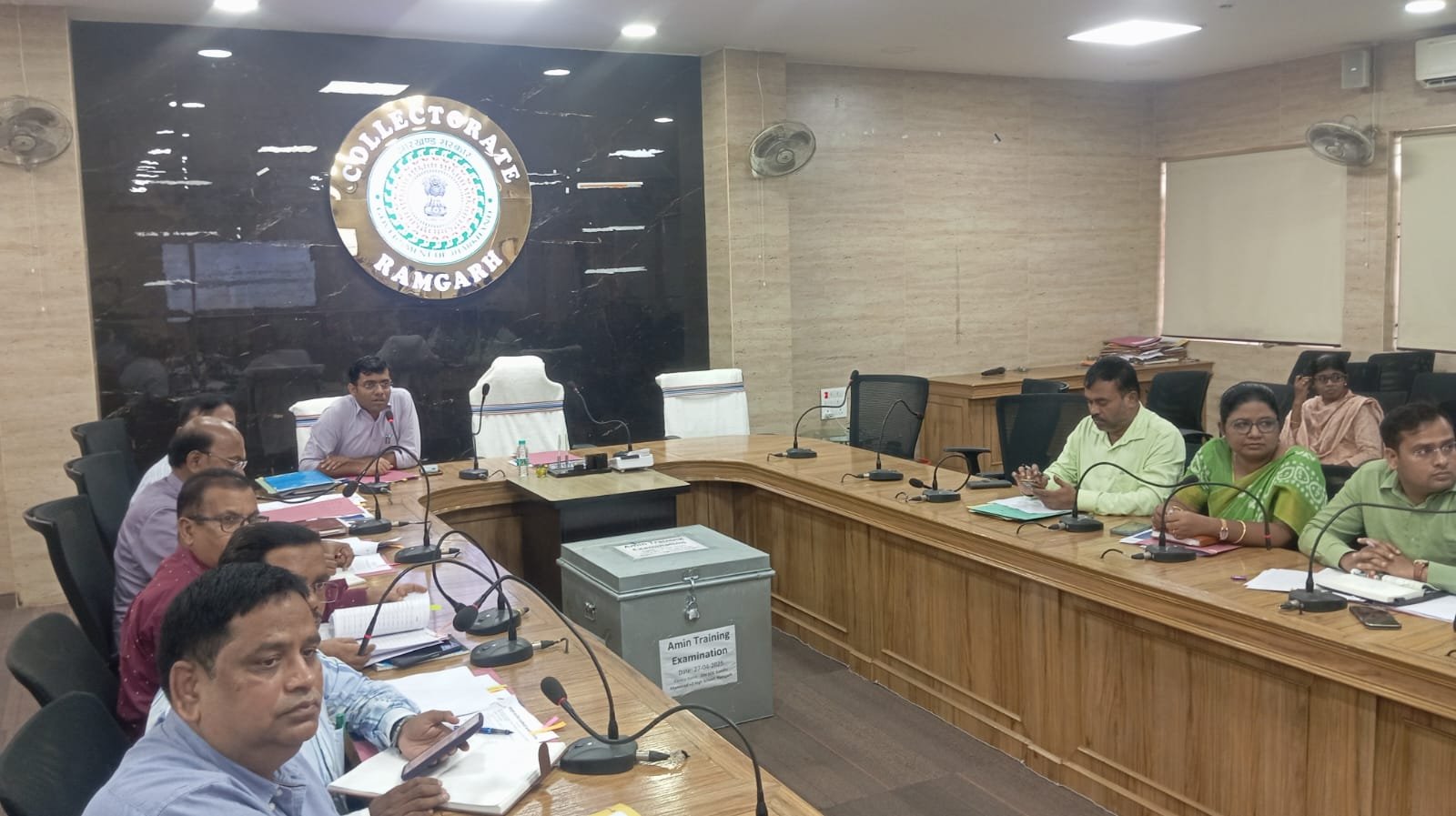 जिला स्तरीय योजना कार्यकारिणी समिति की बैठक डीडीसी की अध्यक्षता में हुई संपन्न