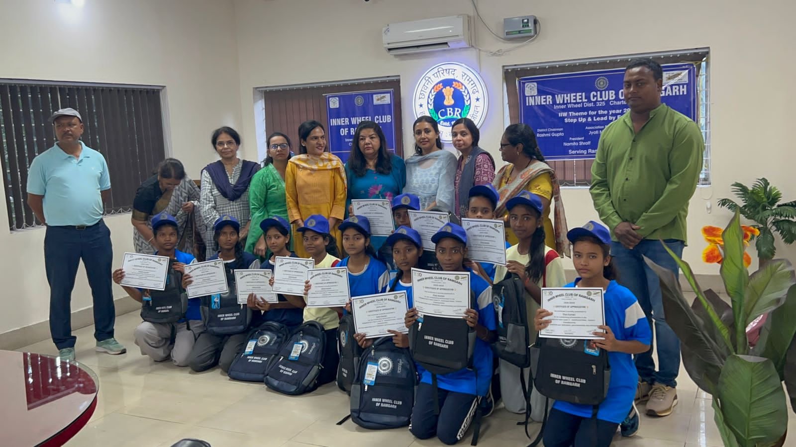 इनरव्हील क्लब रामगढ़ ने सम्मान समारोह का आयोजन किया