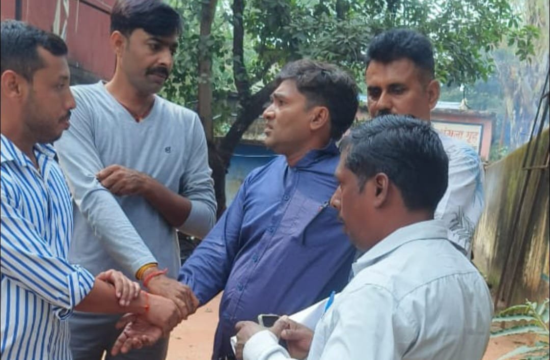 लातेहार : स्वास्थ्य विभाग का बीपीएम रिश्वत लेते रंगे हाथ गिरफ्तार