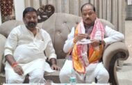 पूर्व मुख्यमंत्री रघुवर दास कार्यकर्ता के आवास गए