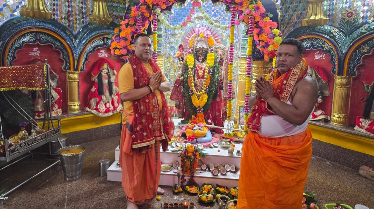 दक्षिणेश्वरी महाकाली 10 महाविद्या शक्तिपीठ में धूमधाम से हुई मां काली की पूजा