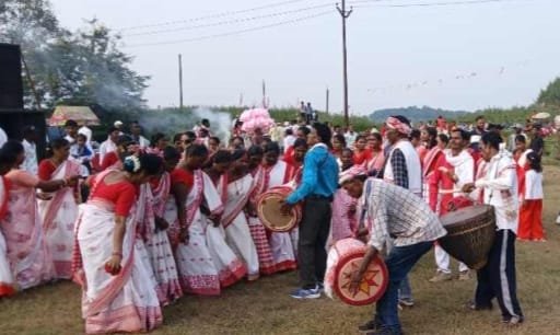 भुरकुंडा में सोहराय डायर जतरा मेले का आयोजन