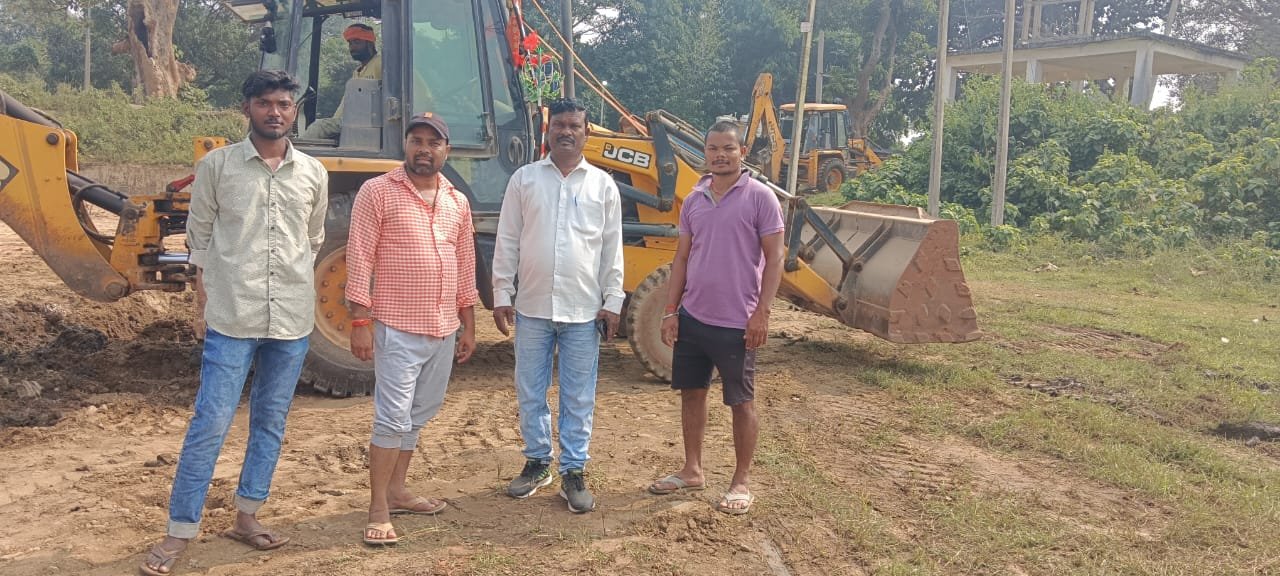 पुत्रिया नाला छठ घाट की साफ सफाई का कार्य पूर्ण